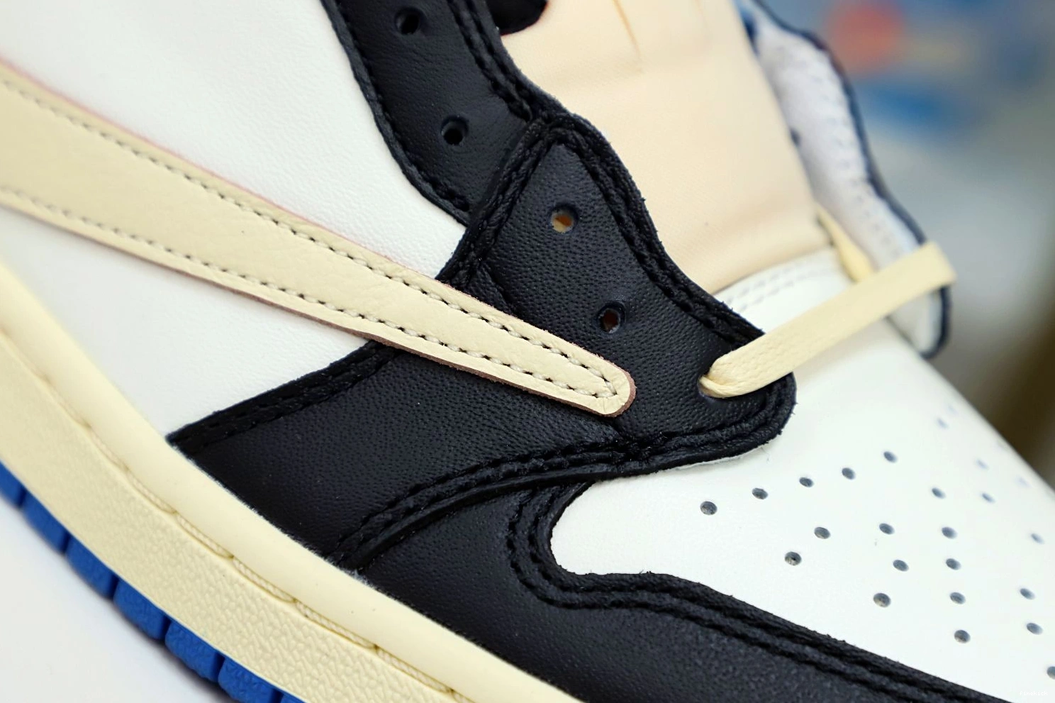 TRAVIS AIR DESIGN JORDAN FRAGMENT 1 X X LOW SCOTT 0817
